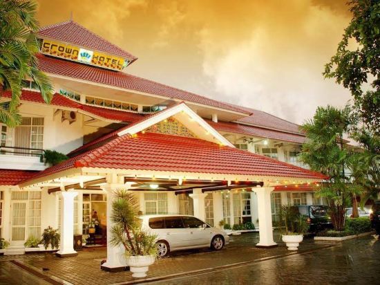 Hotels Near Pelangi Sport Tasikmalaya Tripcom - 