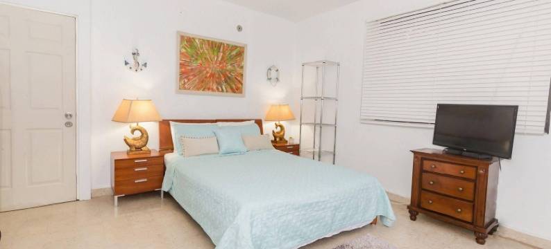 阿雷西博681海洋驱动器的大西洋窗口(Ventana Al Atlantico at Arecibo 681 Ocean Drive)图片