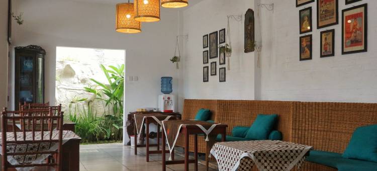 兴吉尔民宿沙利亚玛里奥波罗约加米特拉红多兹酒店(Hinggil Homestay Syariah Malioboro Yogya Mitra RedDoorz)图片