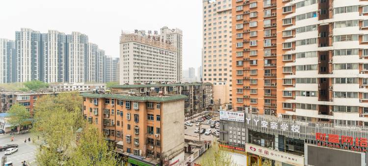 洛阳天泰四季酒店(万达广场广州市场店)图片