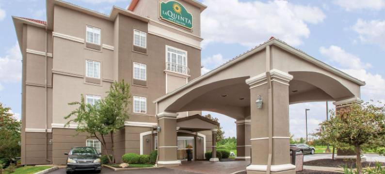 弗洛伦斯辛辛那提机场拉昆塔温德姆套房酒店(La Quinta Inn & Suites by Wyndham Cincinnati Airpt Florence)图片