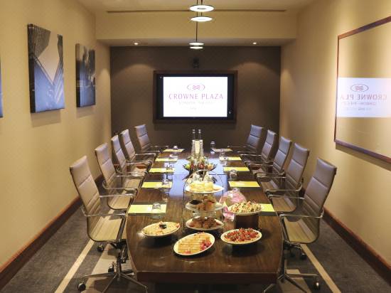 Crowne Plaza London The City Hotel Reviews And Room Rates