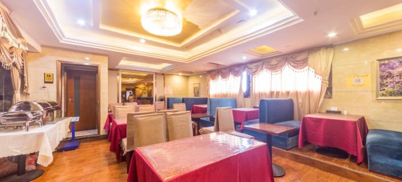 成都百辰大酒店(成都站福宁路地铁站店)图片