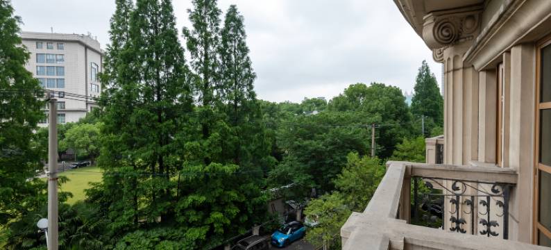 伦敦酒店(上海红宝石路地铁站店)图片