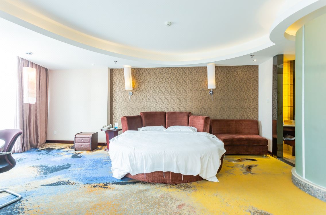 Lang bo tian yi hotel china