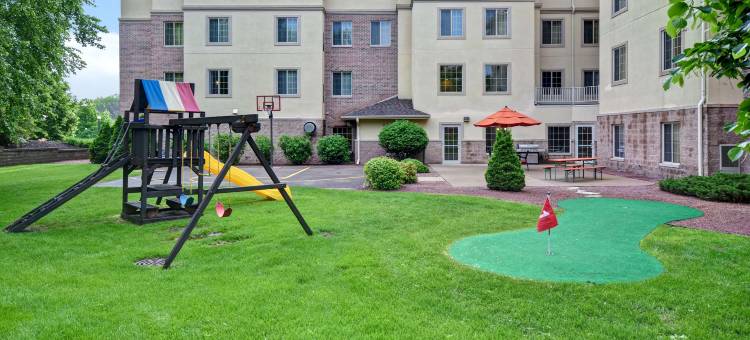 大居套房酒店(GrandStay Hotel & Suites la Crosse)图片