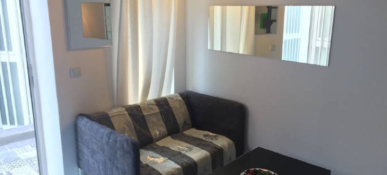 卡斯蒂娜广场附近开放式客房 CBA1 酒店(Estudio Cercano a Plaza Castilla Cba1)图片