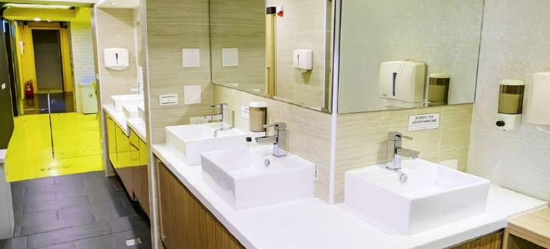 这里那里青年旅馆(台北站前馆)图片