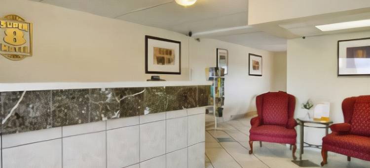 米尔伯里-托莱多温德姆速8酒店(Super 8 by Wyndham Millbury/Toledo)图片