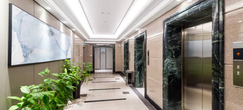 江苏保险大厦酒店(南京新街口总统府店)图片