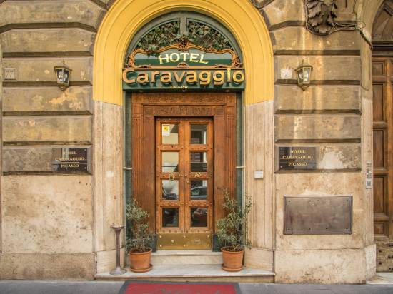 卡拉瓦吉歐酒店