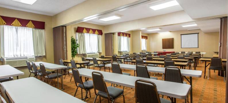 诺曼湖旅馆及套房(Garner Hotel CORNELIUS LAKE NORMAN by IHG)图片