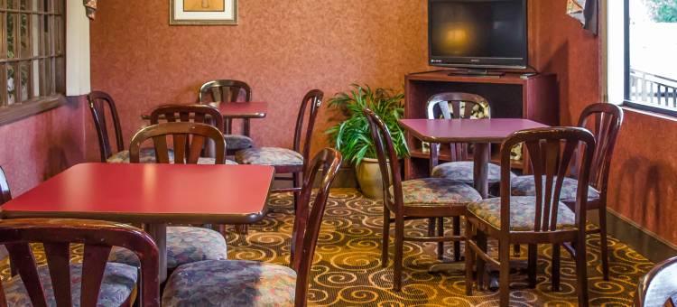 莫比尔西提尔曼角凯艺酒店(Quality Inn Mobile West Tillmans Corner)图片