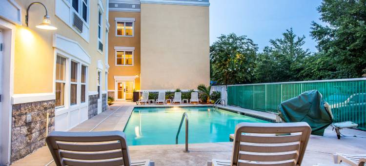 棕榈岛科耐特舒适套房酒店(Comfort Suites at Isle of Palms Connector)图片