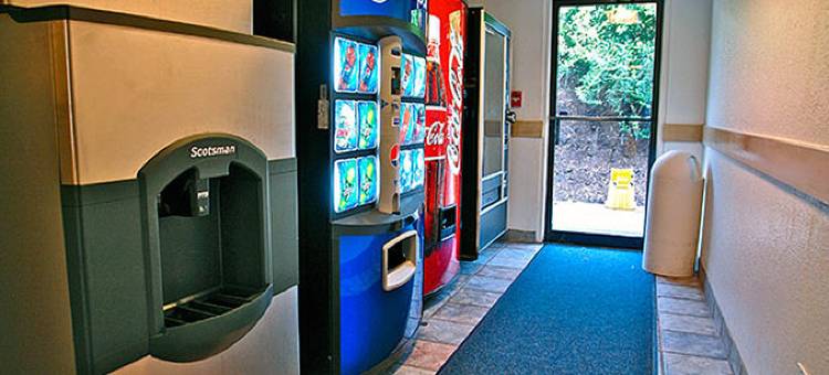 西维吉尼亚查理斯顿戴斯酒店(Days Inn by Wyndham Charleston WV)图片