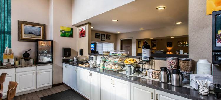 西尔弗索恩- 铜山品质酒店和套房(Quality Inn & Suites Silverthorne - Copper Mountain)图片