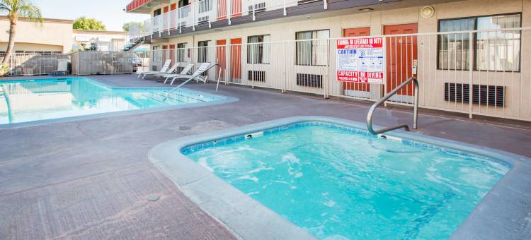 弗雷斯诺约瑟米特哈维6号汽车旅馆(Motel 6 Fresno, CA - Yosemite Hwy)图片