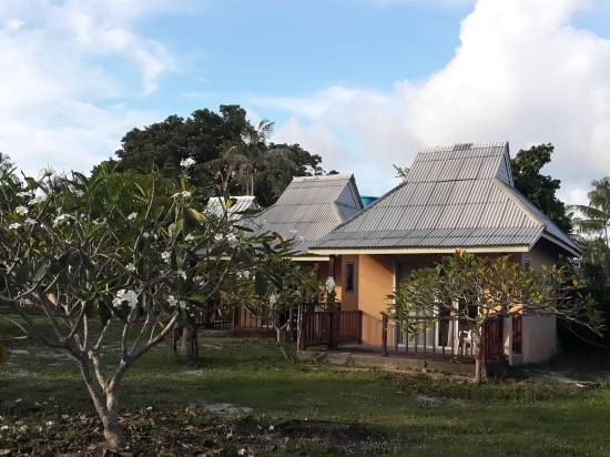 蘇梅島金塔海灘酒店