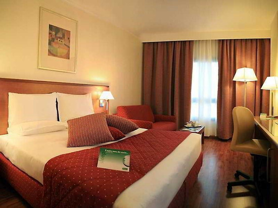 Holiday Inn 卡利亚里
