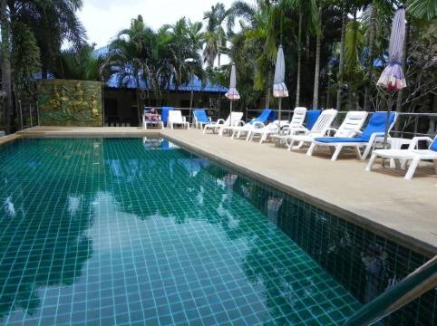 納亞簡易別墅度假村