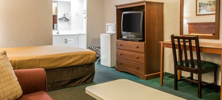 麦迪逊高地 - 底特律的罗德威(Rodeway Inn Madison Heights - Detroit)图片