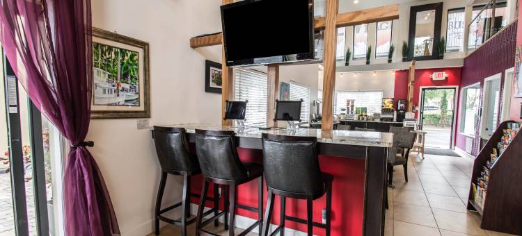 凯艺酒店-德通纳95号州际高速路(Quality Inn Daytona Speedway - I-95)图片