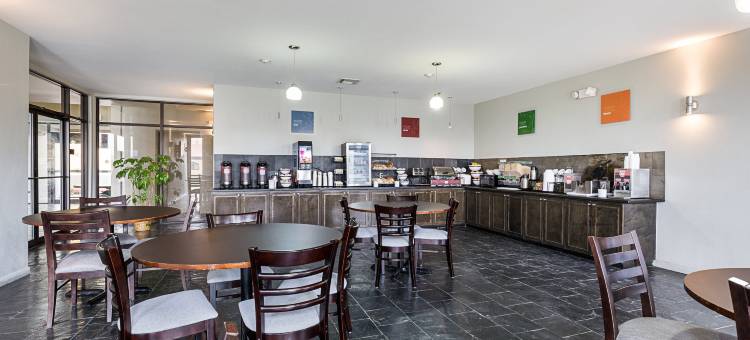 哥伦布呗盟套房酒店(Baymont by Wyndham Columbus)图片