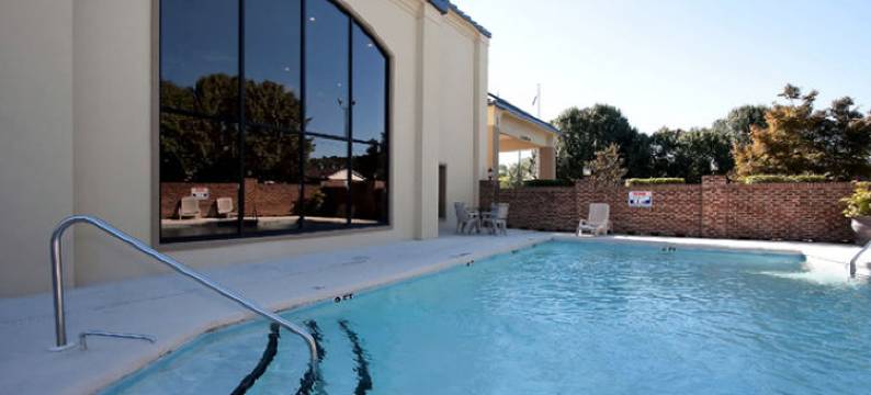 伯特纳克里德穆尔贝斯特韦斯特酒店(Best Western Butner Creedmoor Inn)图片