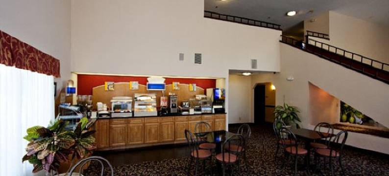 伯特纳克里德穆尔贝斯特韦斯特酒店(Best Western Butner Creedmoor Inn)图片