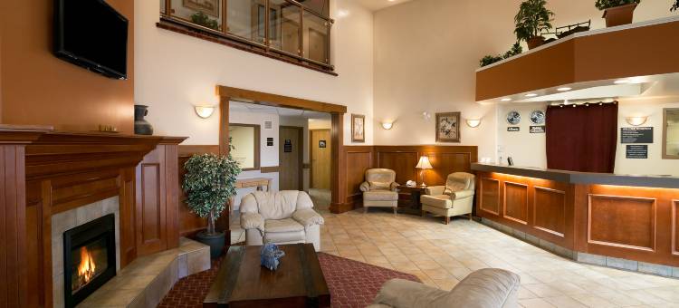 纳尔逊堡速8酒店(Super 8 by Wyndham Fort Nelson BC)图片