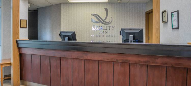 克林顿港品质酒店(Quality Inn)图片