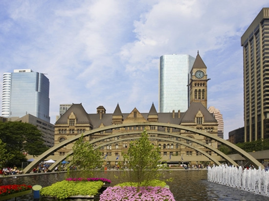 希尔顿米西索加/梅多韦尔酒店