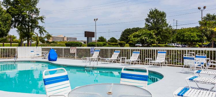 体育馆品质酒店(Quality Inn Coliseum)图片