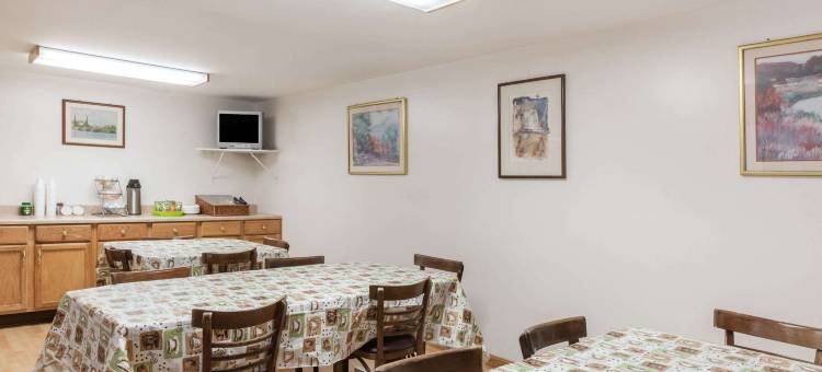 埃尔克顿大学区温德姆Travelodge酒店(Travelodge by Wyndham Elkton University Area)图片