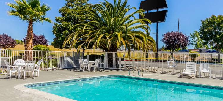 酒乡罗德威酒店(Rodeway Inn Wine Country)图片