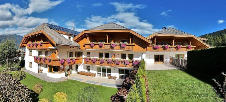 多洛米蒂的家庭公寓式酒店 - 家庭公寓 - 泳池和水疗中心(Aparthotel Familiaris - Family Apartments - Pools & Spa in Dolomites)图片