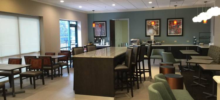 罗斯威尔/阿法乐特贝斯特韦斯特优质酒店(Best Western Plus Roswell/Alpharetta)图片