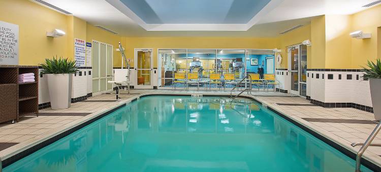 路易斯维尔东部万枫套房酒店(Fairfield Inn & Suites Louisville East)图片