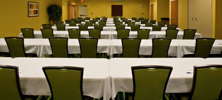 路易斯维尔东部万枫套房酒店(Fairfield Inn & Suites Louisville East)图片