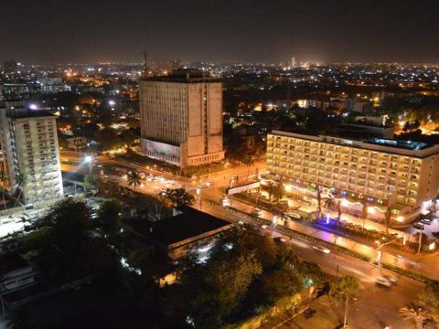 卡拉奇阿瓦里塔酒店(avari tower karachi)