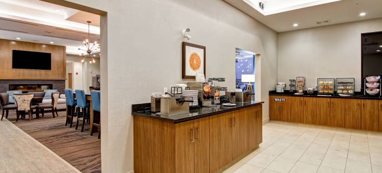 金德斯利卡纳尔塔酒店(Canalta Kindersley)图片