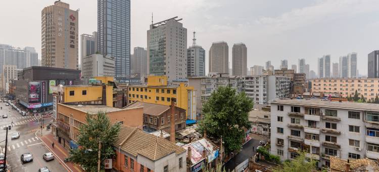 派酒店(沈阳火车站医大一院店)图片