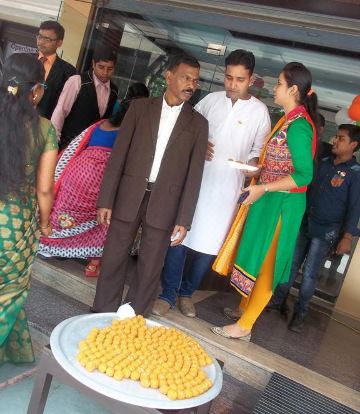 Maple Wood Hotel Overview