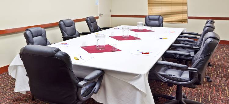 智选假日套房酒店奇黑利斯-森特勒利亚 by IHG(Holiday Inn Express & Suites Chehalis-Centralia)图片