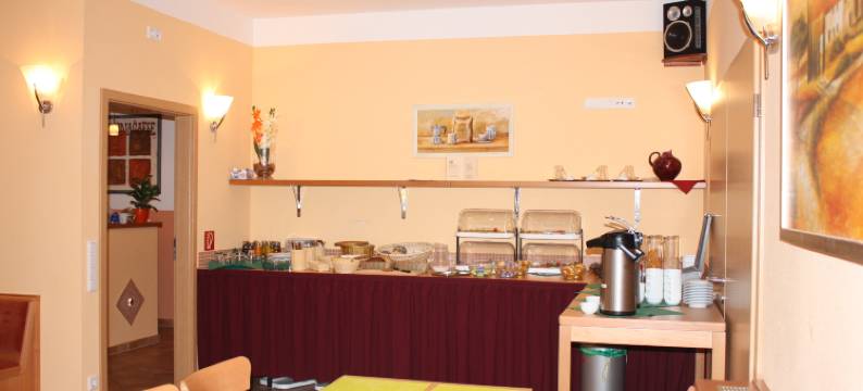 施耐德兰德酒店(Schneider Land)图片