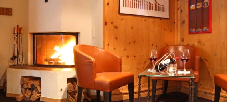 凯萨罗萨兹酒店 - 食物之家(Hotel Chesa Rosatsch - Home of Food)图片