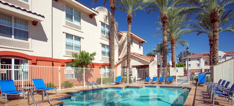 斯科特斯德凤凰城索内斯塔简单套房酒店(Sonesta Simply Suites Phoenix Scottsdale)图片