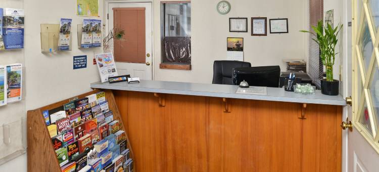 克利尔莱克酒乡美洲最佳价值套房酒店(Americas Best Value Inn & Suites Clearlake Wine Country)图片