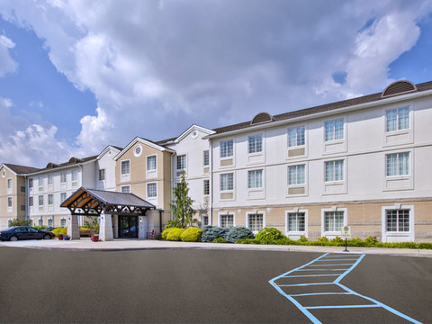 Staybridge Suites CLEVELAND MAYFIELD HTS BEACHWD by IHG