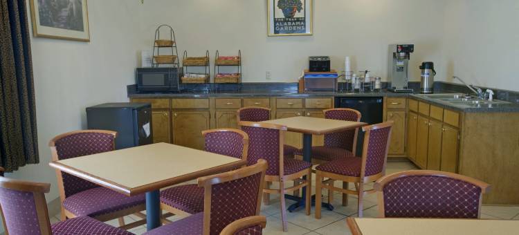 门罗维尔美洲最佳价值酒店(Americas Best Value Inn Monroeville)图片